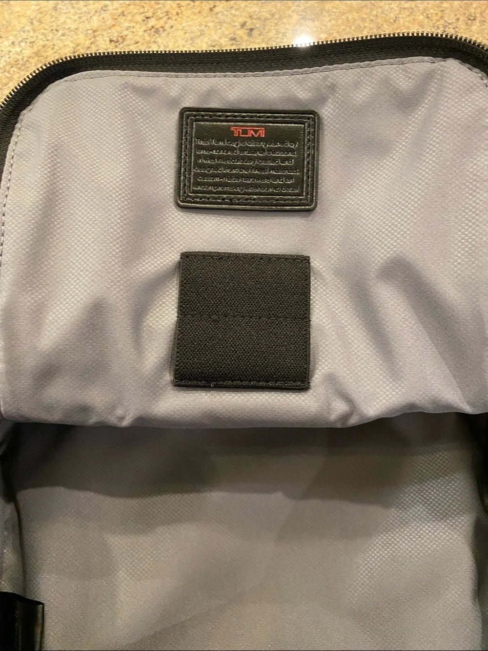 Tumi compact black